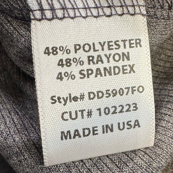 🔵 NWT LILLY’S KLOSET GRAY RIBBED FRONT KNOT LONG SLEEVE DRESS SIZE MEDIUM - Picture 8 of 8